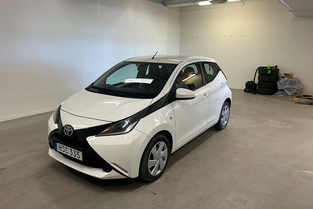 Toyota Aygo 1.0 VVT-i X-PLAY SUPERDEAL 3.95% KAMKEDJA / AUX