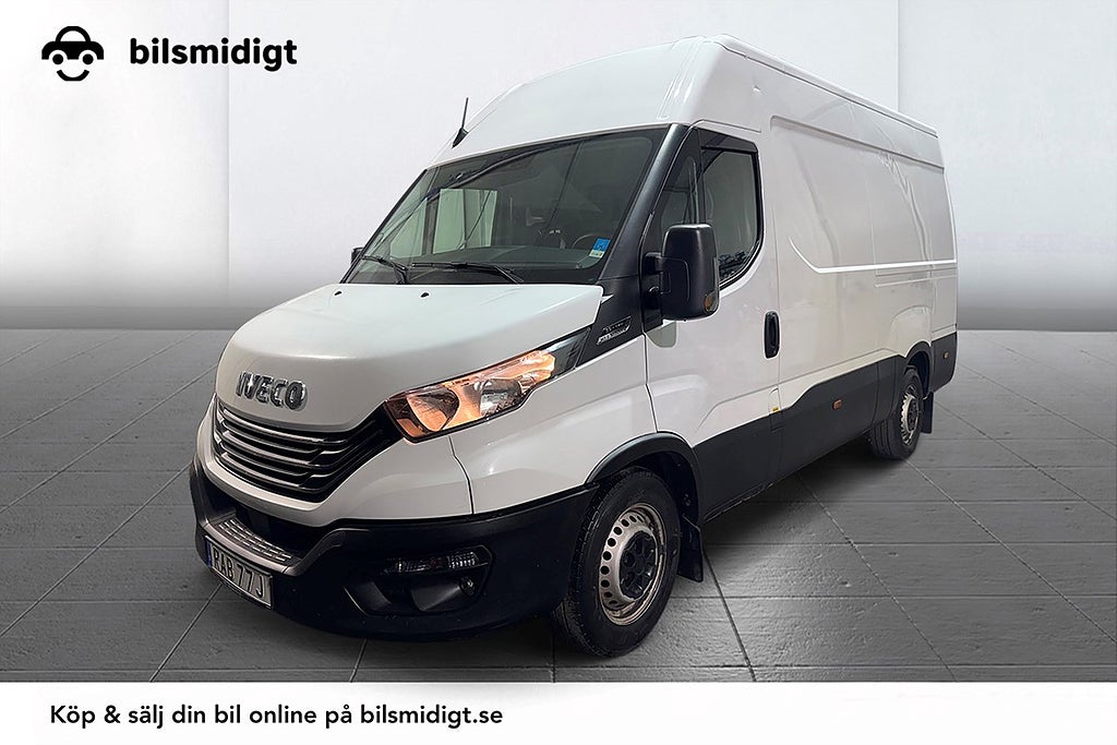 Iveco Daily 35-140 Skåpbil 2.3 JTD Hi-Matic Värmare 3-sits MOMS 136hk