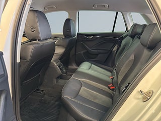Skoda Kamiq 1.0 TSI Style Drag/Kamera/MoK/S&V-Däck/ 2 Brukare