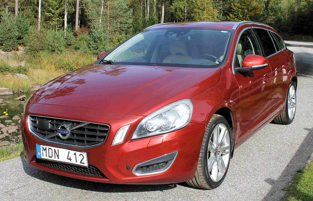 Volvo V60 D3 Geartronic Summum