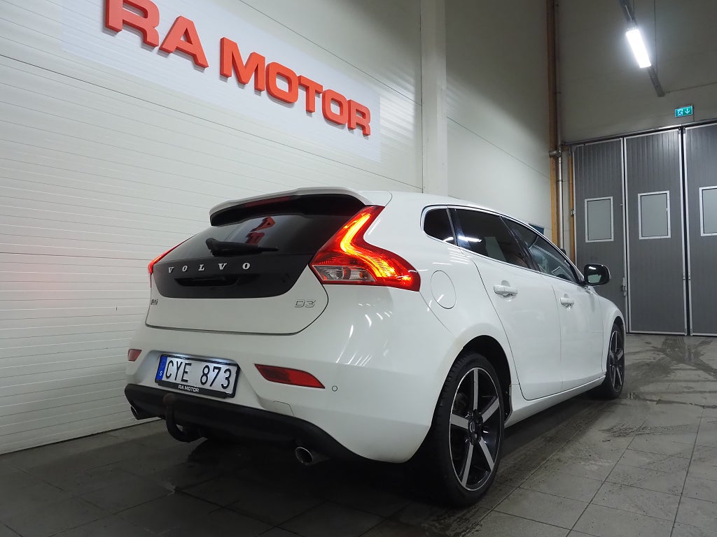 Volvo V40 D3 Geartronic Summum Drag Kamera D-Värm Skinn 2014
