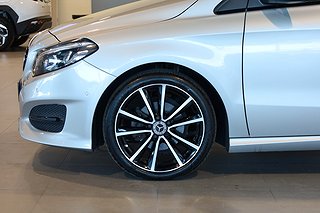 Halvkombi Mercedes-Benz B 4 av 21