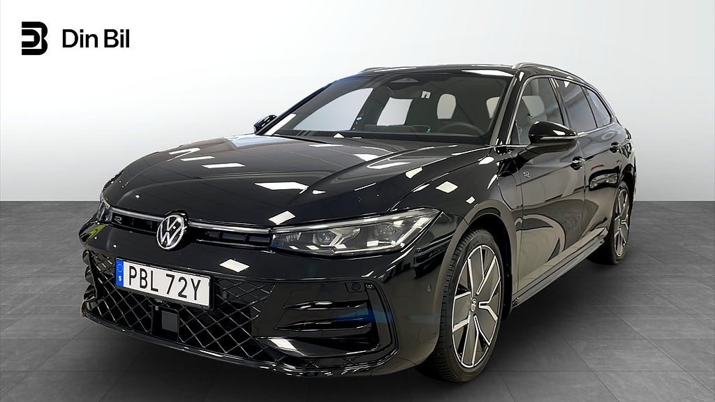 Volkswagen Passat R-LINE 272HK EHYBRID Panoramatak / Drag / Elstol