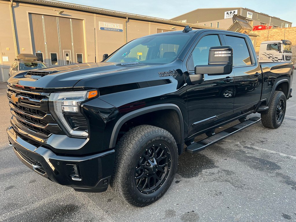 Chevrolet Silverado 2500 High Country  Diesel,Black Edition