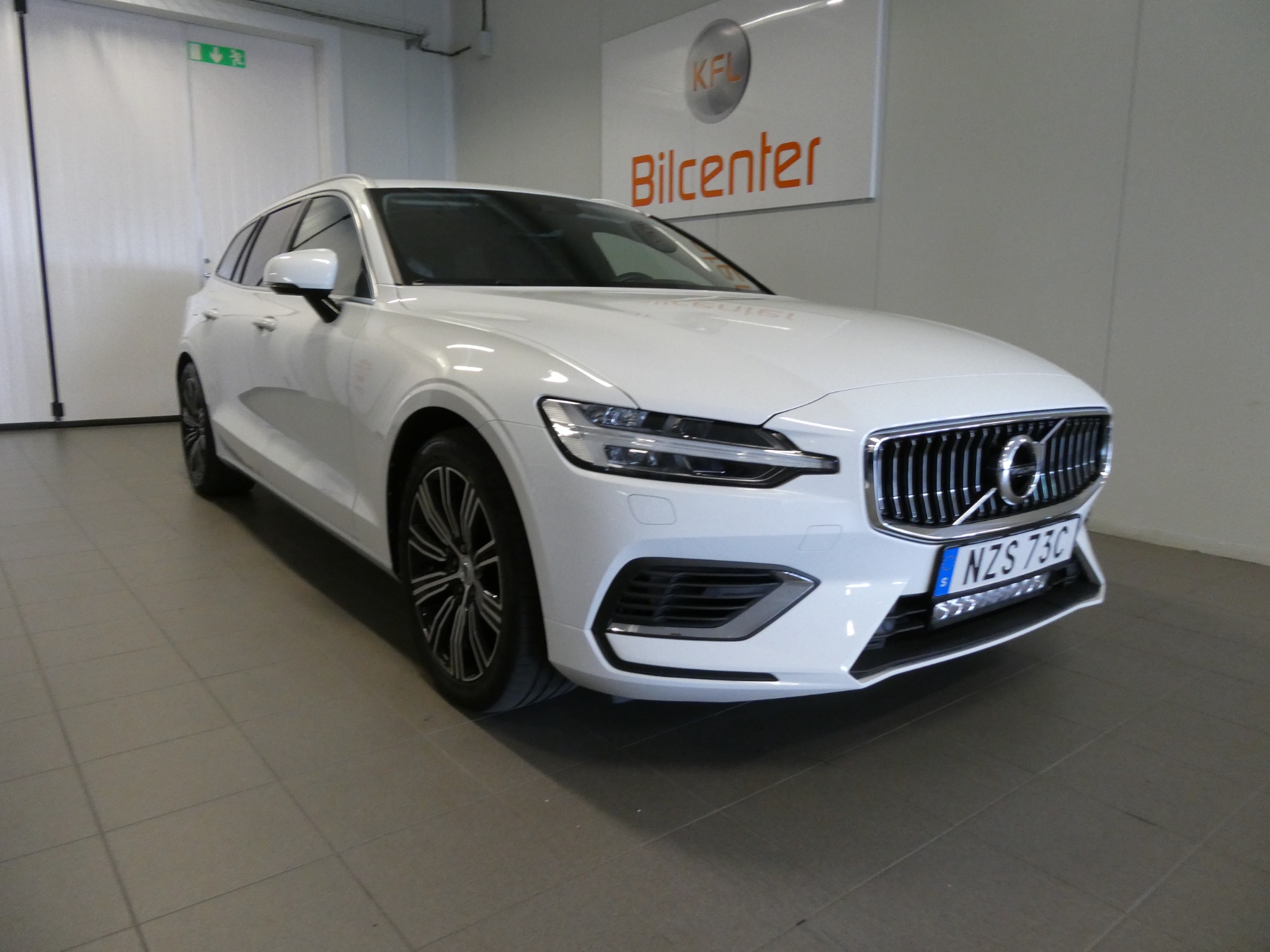 Volvo V60 Recharge T6 AWD Inscription Ex 2021, bild 3/59