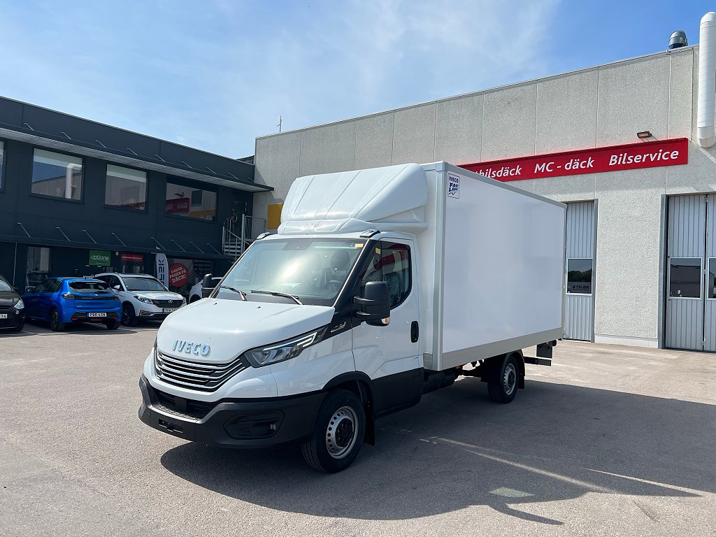 Iveco Daily Fastlane box/lift LAGERBIL Vinterhjul på köpet!