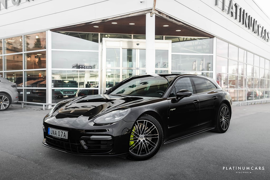 Porsche Panamera 4 E-Hybrid 462hk/ Sv.Såld / Sport Design 