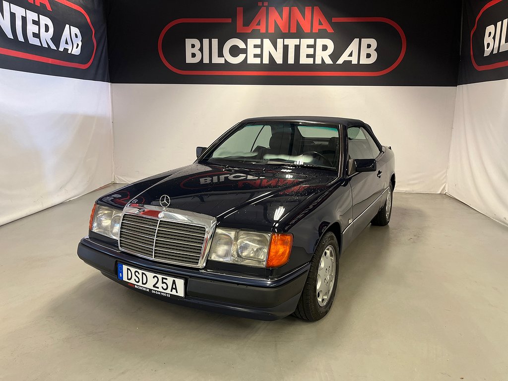 Mercedes-Benz E 300 CE-24 El Cabriolet Skinn Samlarobjekt