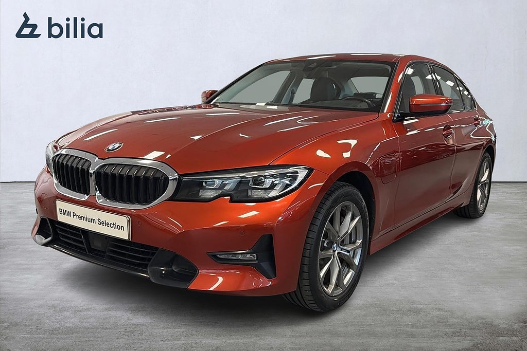 BMW 330e Sedan Sportline | HiFi | Backkamera | Stol m minne 