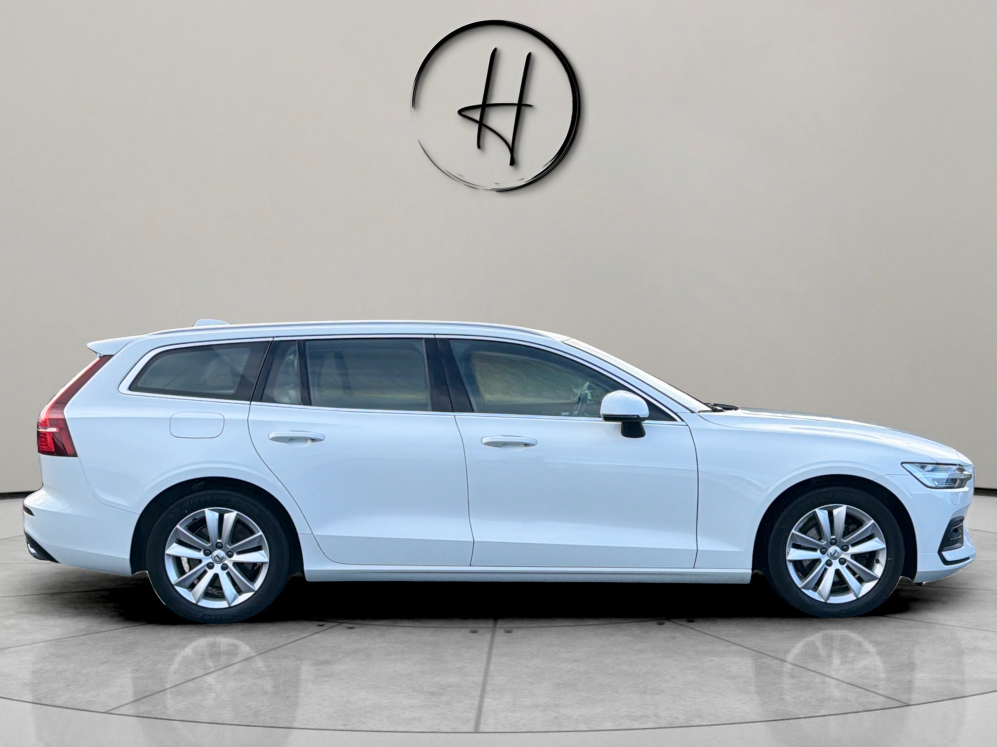 Volvo V60 AWD Momentum Dragkrok 2020, kuva 6/48