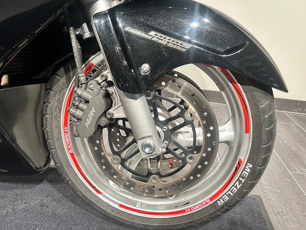 Honda CBR1100XX Super Blackbird 3,45%
