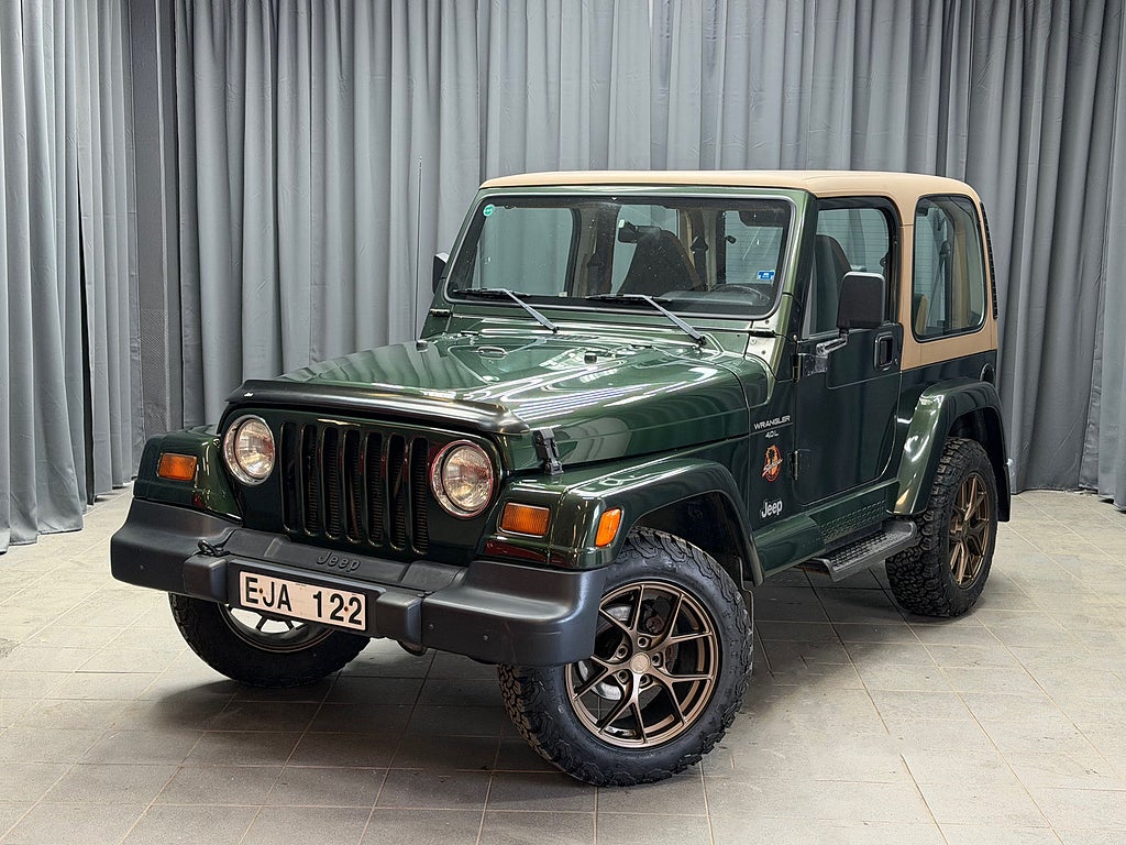 Jeep Wrangler 4.0 4WD Unik kulör Hardtop