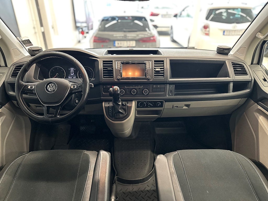 Volkswagen Transporter TwinCab T32 2.0 TDI 4Motion/DRAG/NAV/VÄRM/