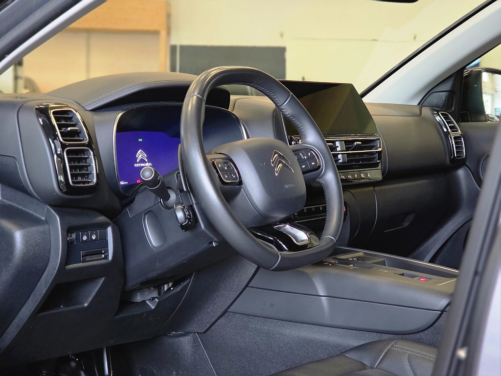 Citroën C5 Aircross 1.2 PureTech 130 Aut / Panorama / 360 kamera / Navi