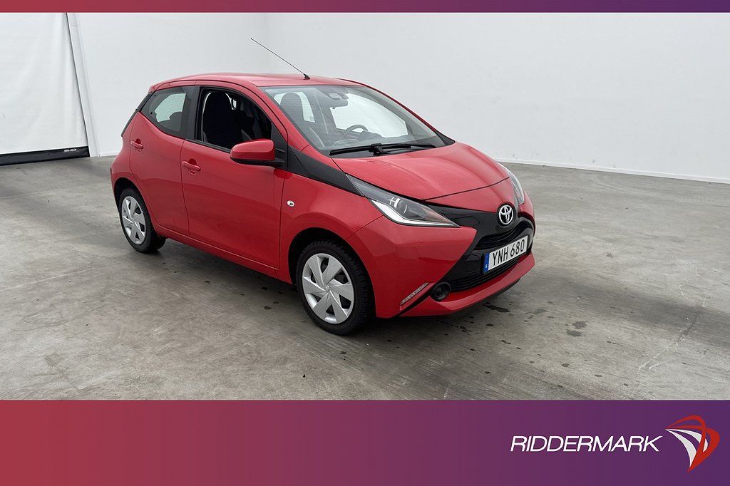 Toyota Aygo 1.0 VVT-i 69hk X-PLAY Farthållare 0,36l/mil