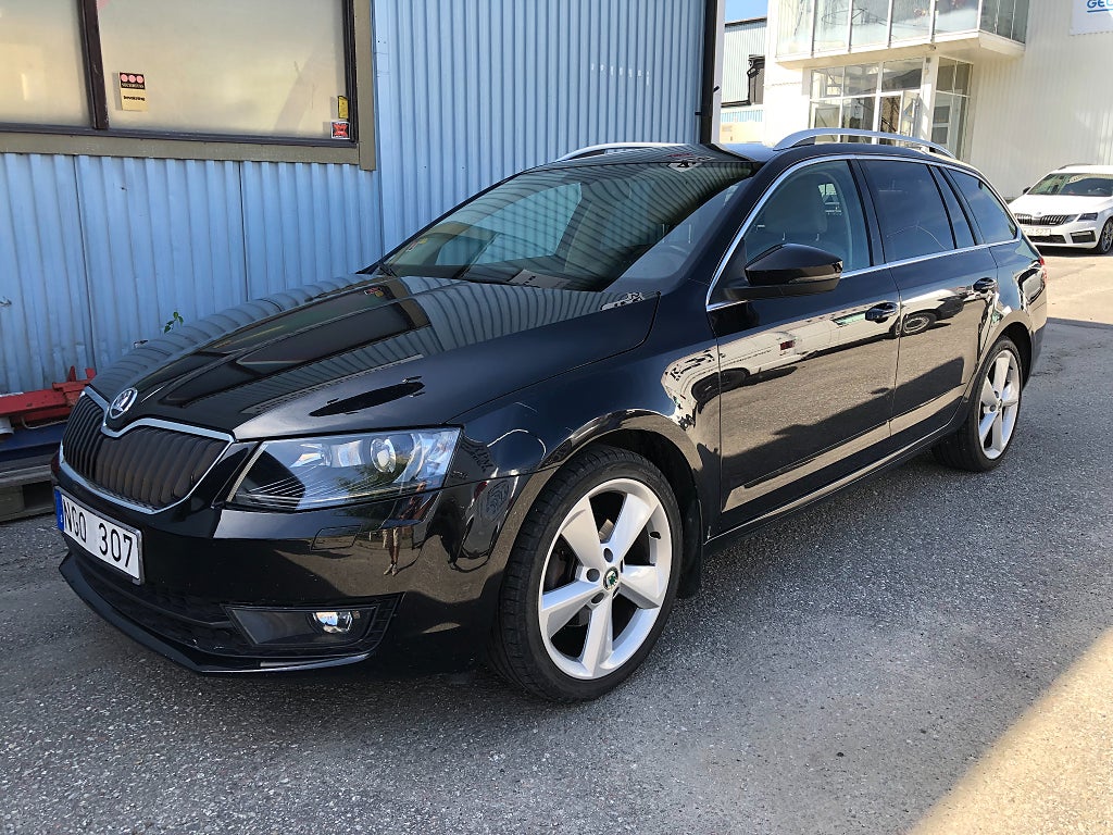 Skoda Octavia Kombi 1.4 TSI Elegance 