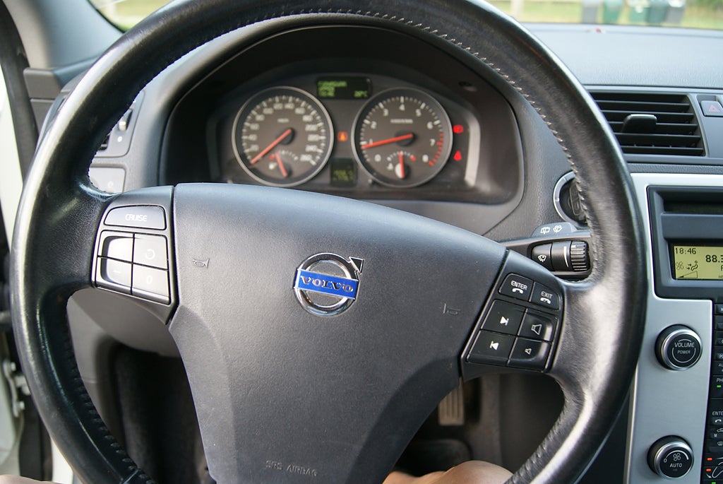 VOLVO V50 2.0 146CH - FLEXIFUEL ETHANOL - MOMENTUM - BVM - 155.600 KMS