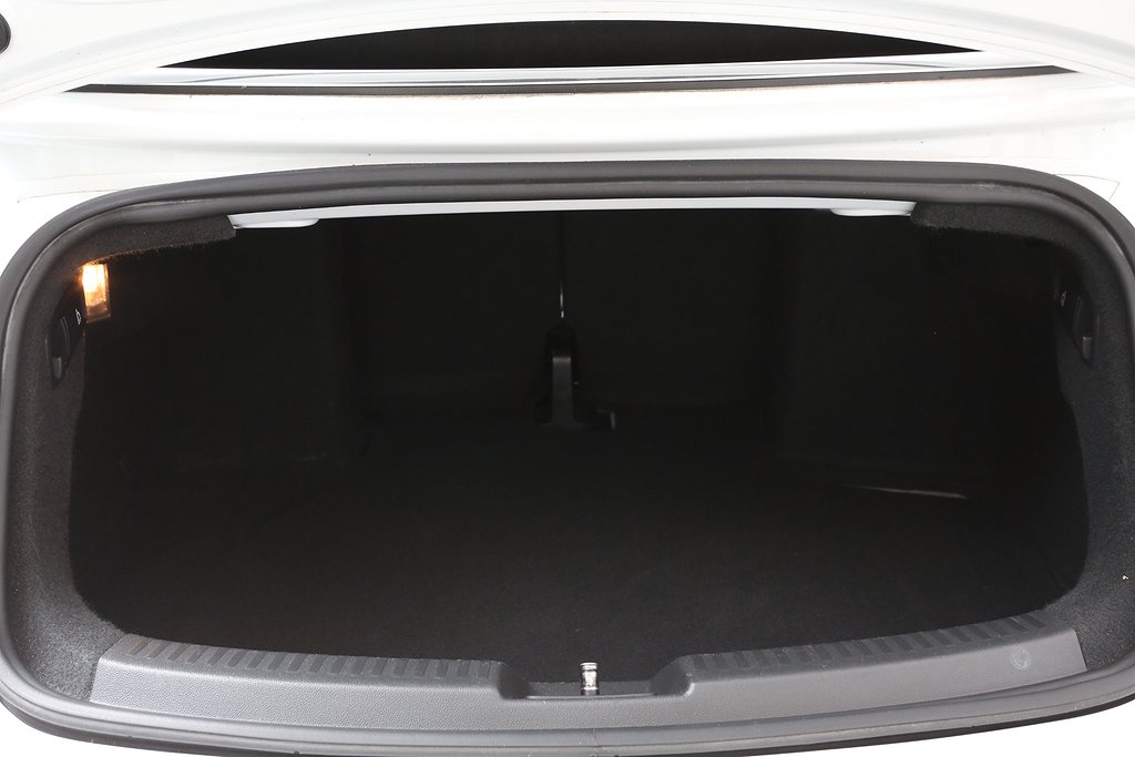 Volkswagen Beetle Cabriolet 1,2 TSI BMT Base 105hk 2016