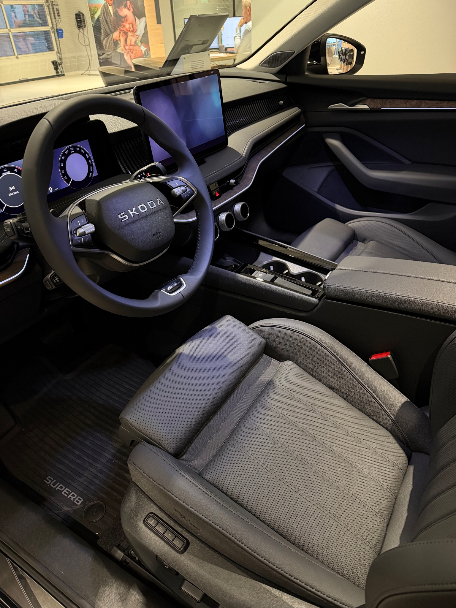 Skoda Superb 2026, bild 3/34