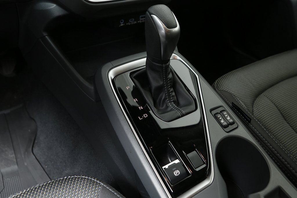 Subaru Crosstrek e-Boxer Limited AWD | Moms 2024