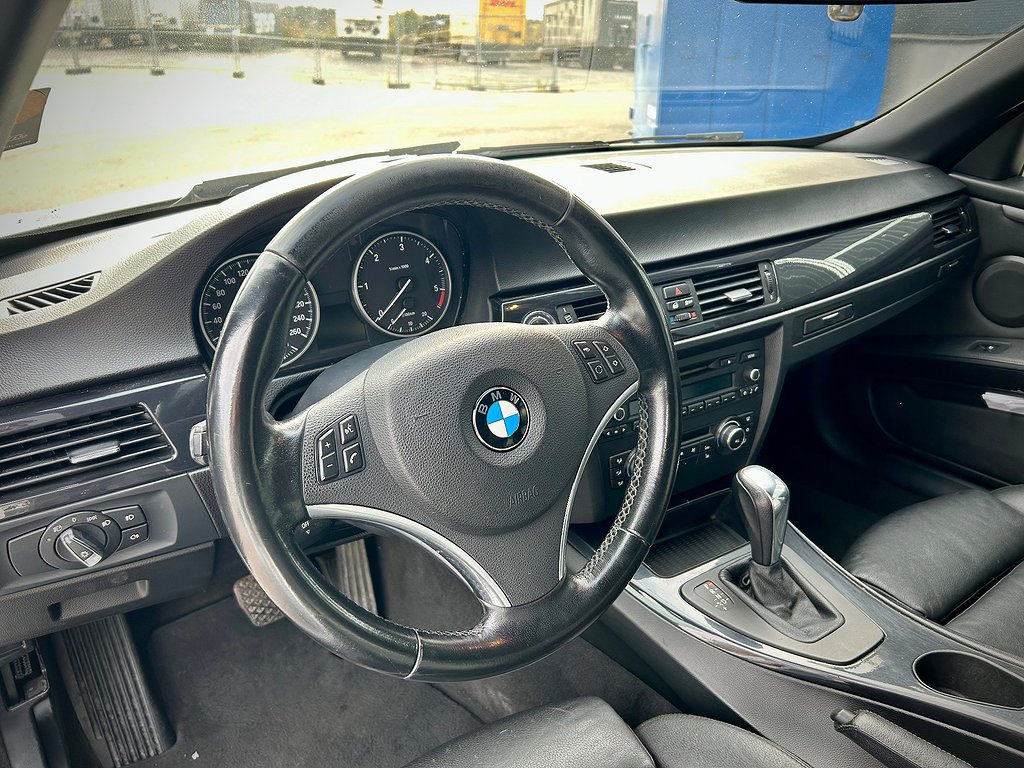 BMW 320d Convertible Automatic, 184hp, 2012