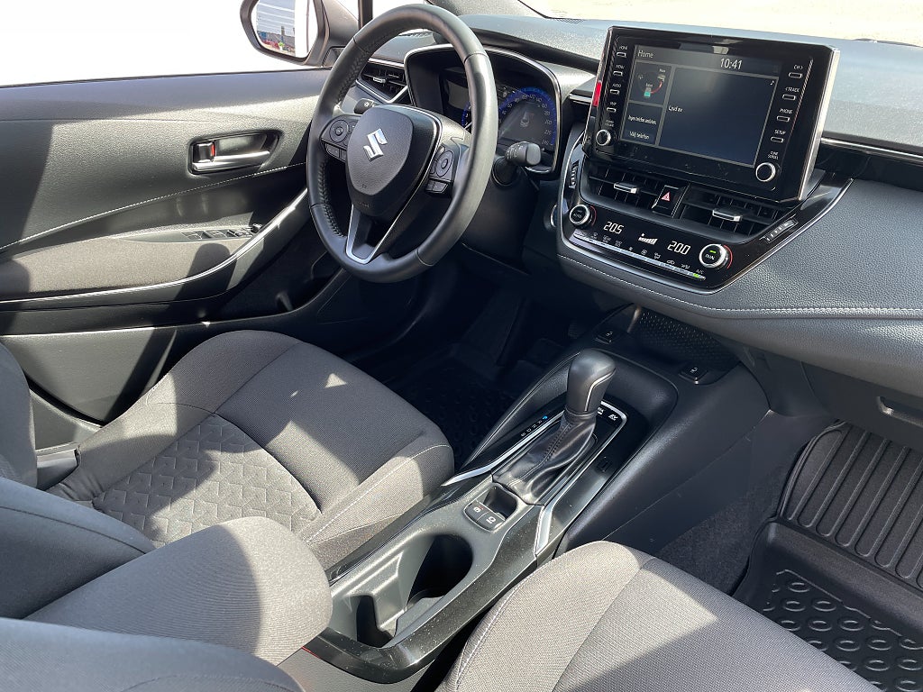 Suzuki Swace Hybrid 1.8 VVT-i E-CVT 122 hk