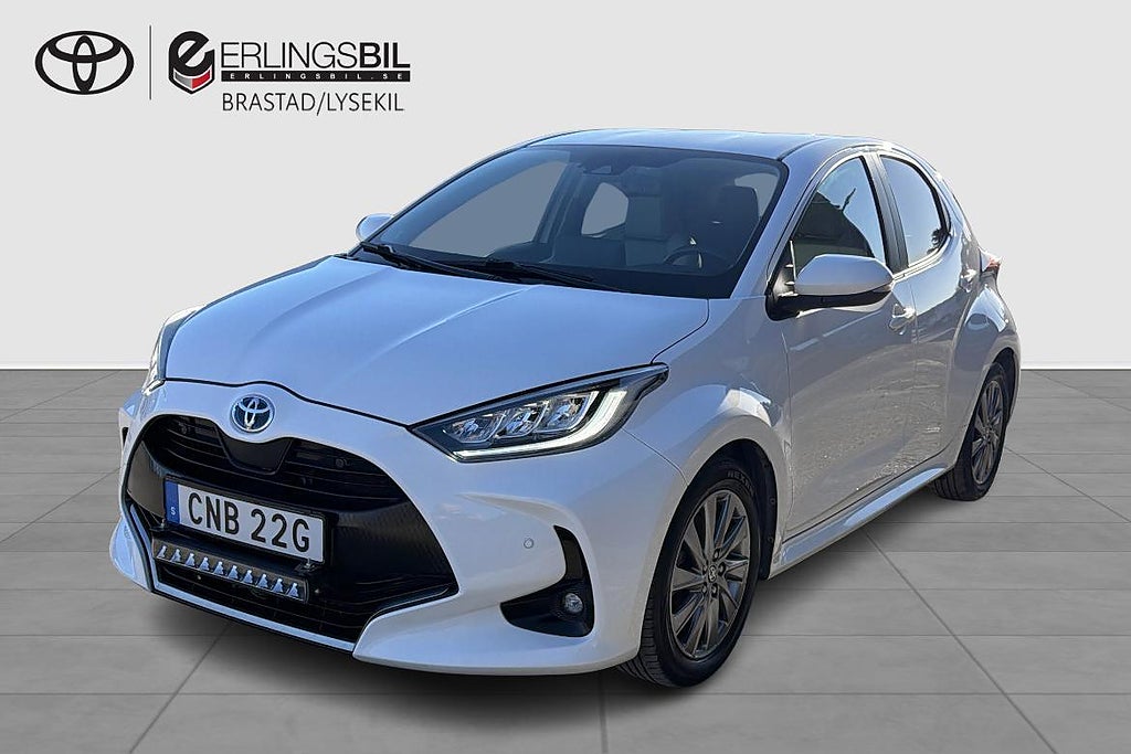 Toyota Yaris Hybrid STYLE LEDRAMP SÄKERHETSPKT V-HJUL