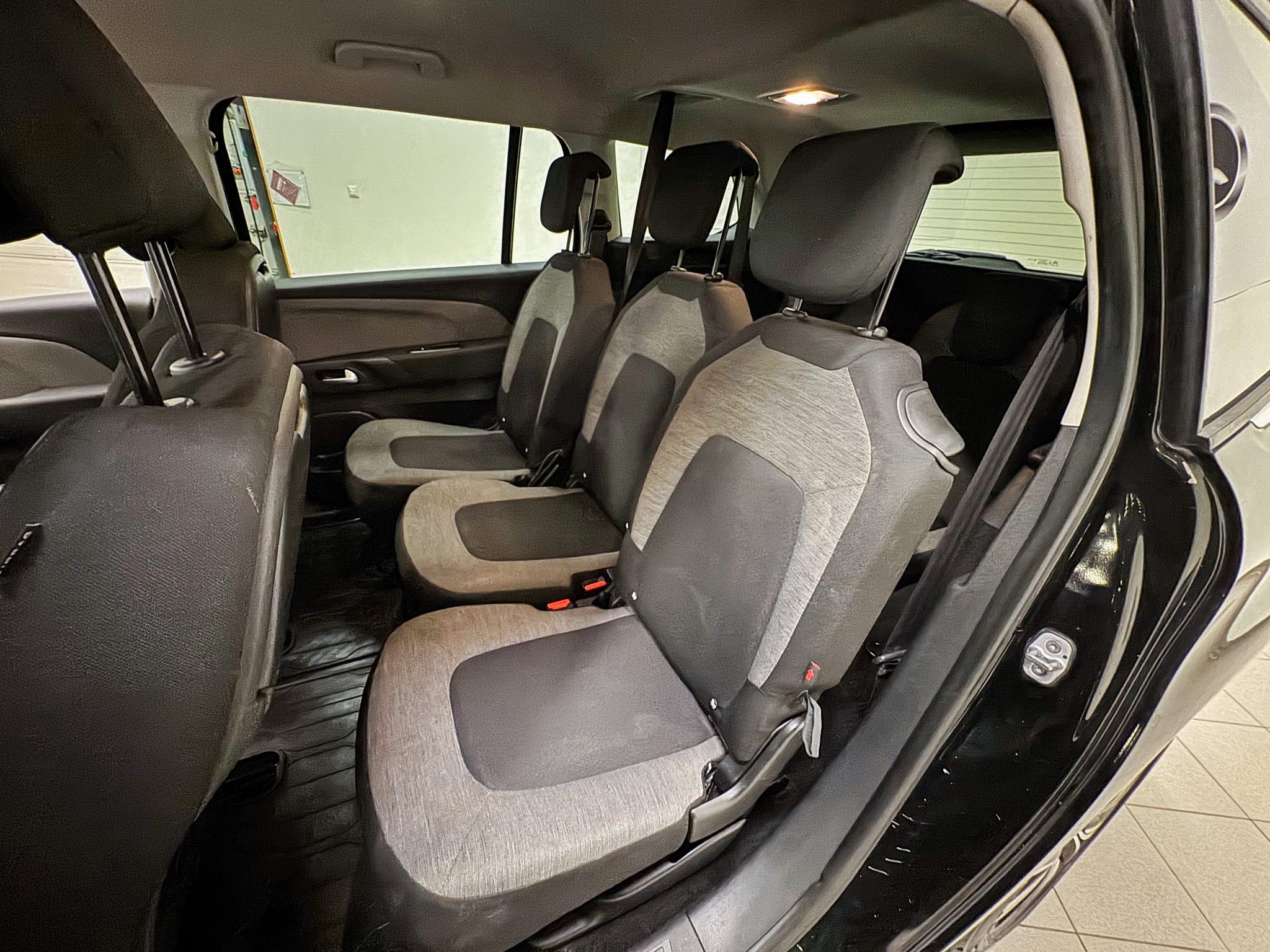 Citroen Grand C4 Picasso 2016, bild 5/39