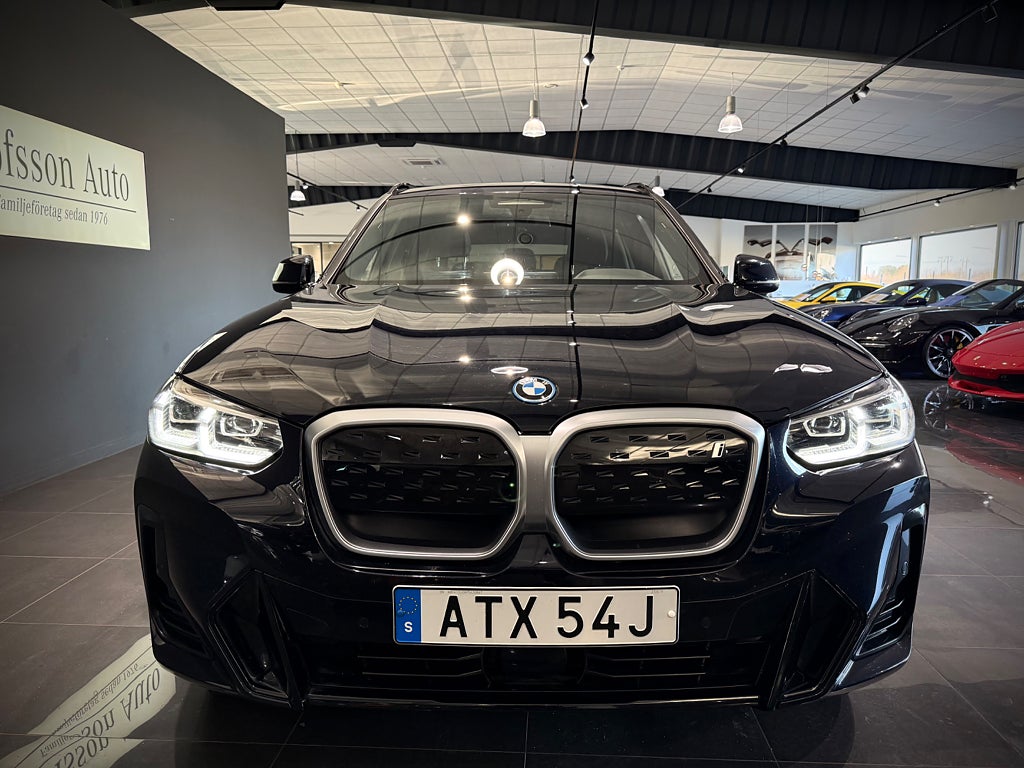 BMW iX3 M Sport Glastak Cockpit Läder Drag - bild 4
