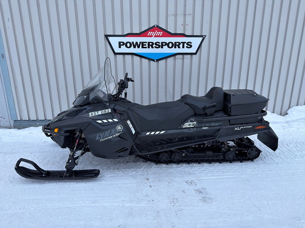 Lynx Commander 800 E-tec 