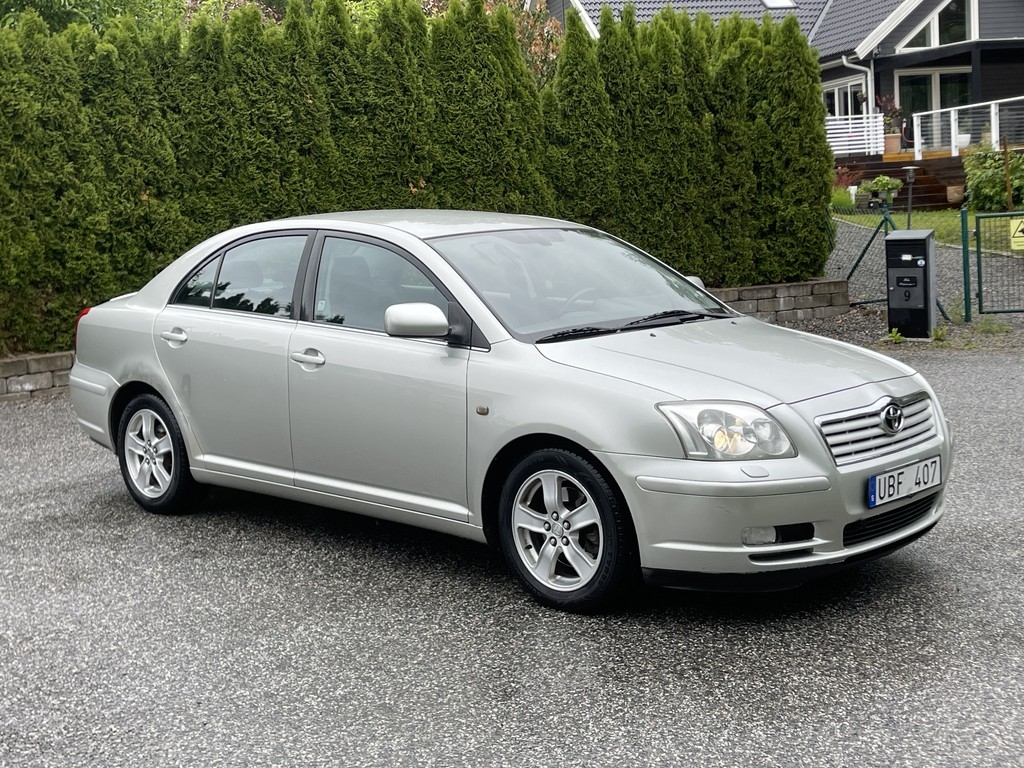 Toyota Avensis 2003, kuva 7/10