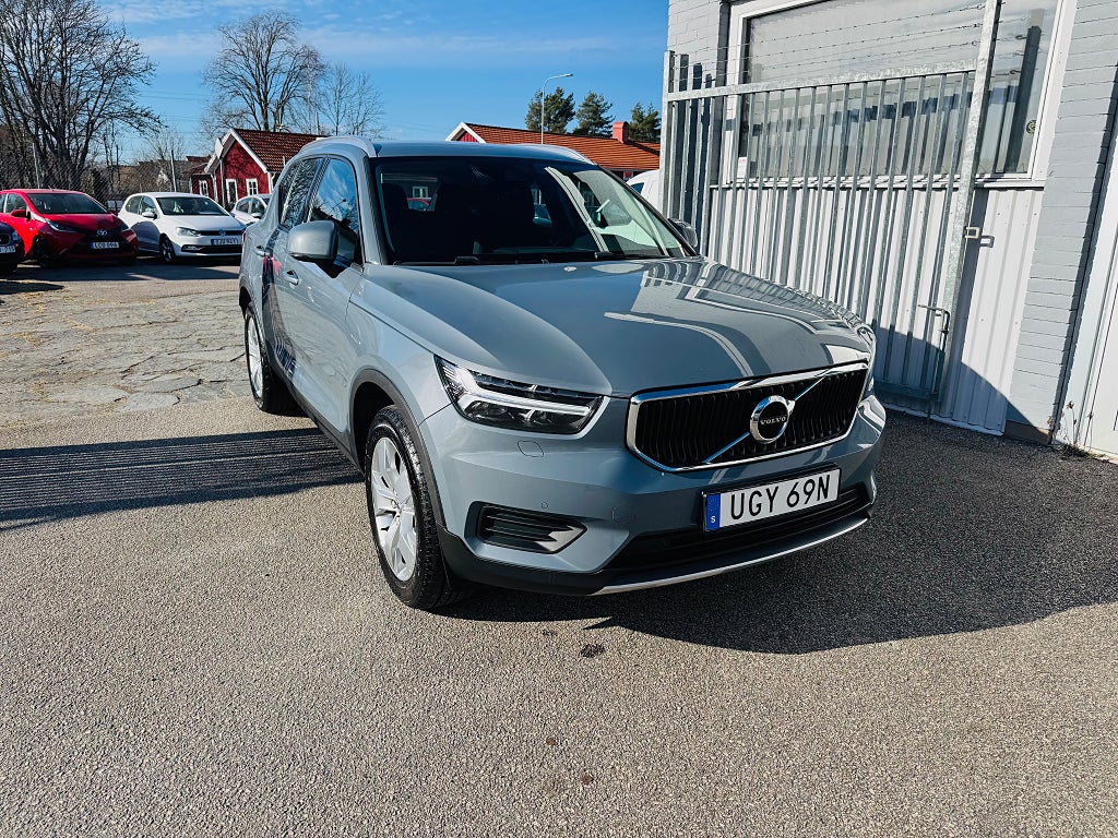 Volvo XC40 T3 163HK AUTOMAT MOMENTUM EDITION / VÄRMARE 