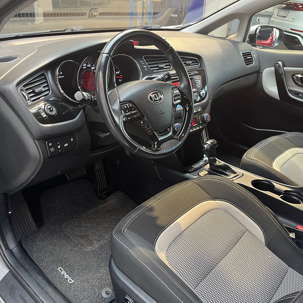 Kia Ceed 4,99% cee'd sw 1.6 GDI DCT EX Comfort Dragkrok Rattvärm