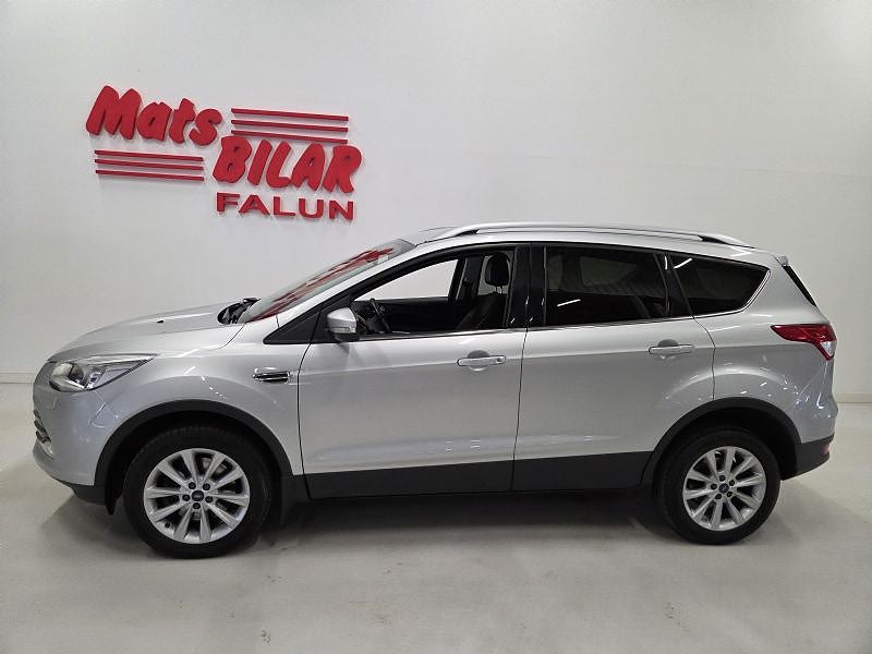 Ford Kuga 2,0 Tdci Manuell 4x4 150 Hk Titanium