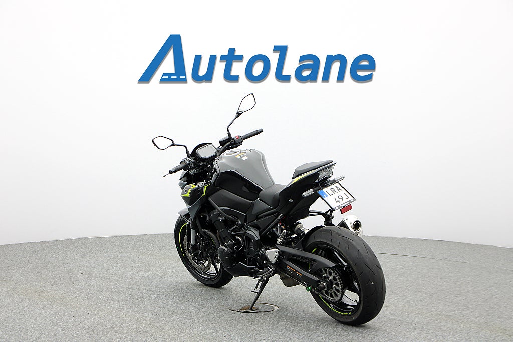 Kawasaki Z900 *Nyservad & Nytt framdäck