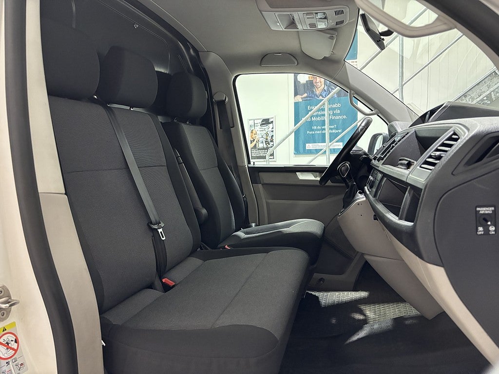 Volkswagen Transporter T32 2.0 TDI BMT Backkam Drag Värmare Endast 1900mil