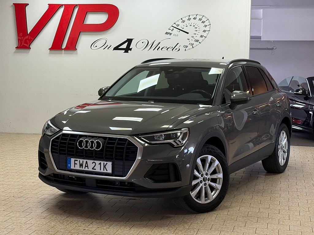 Audi Q3 45 (245hk)TFSI e S Tronic Proline Plug In Apple-Carplay