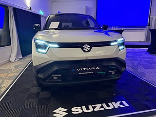 SUV Suzuki e-Vitara 18 av 19