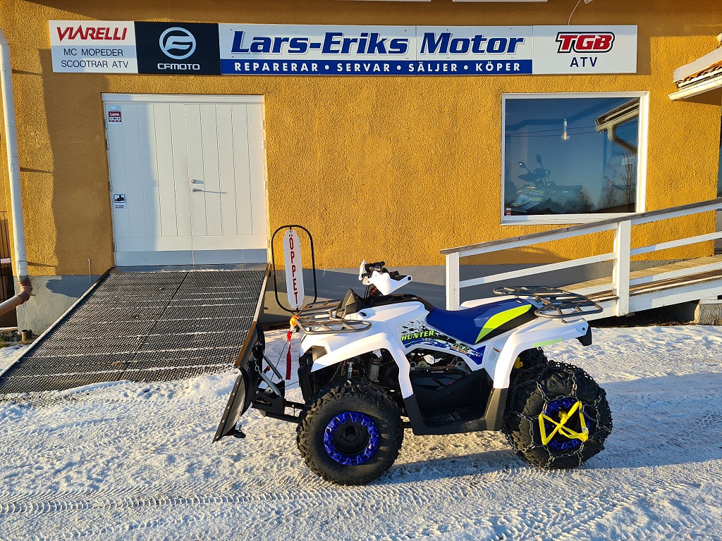 Viarelli Nyhet Hunter 200 med plog 35900 kr 