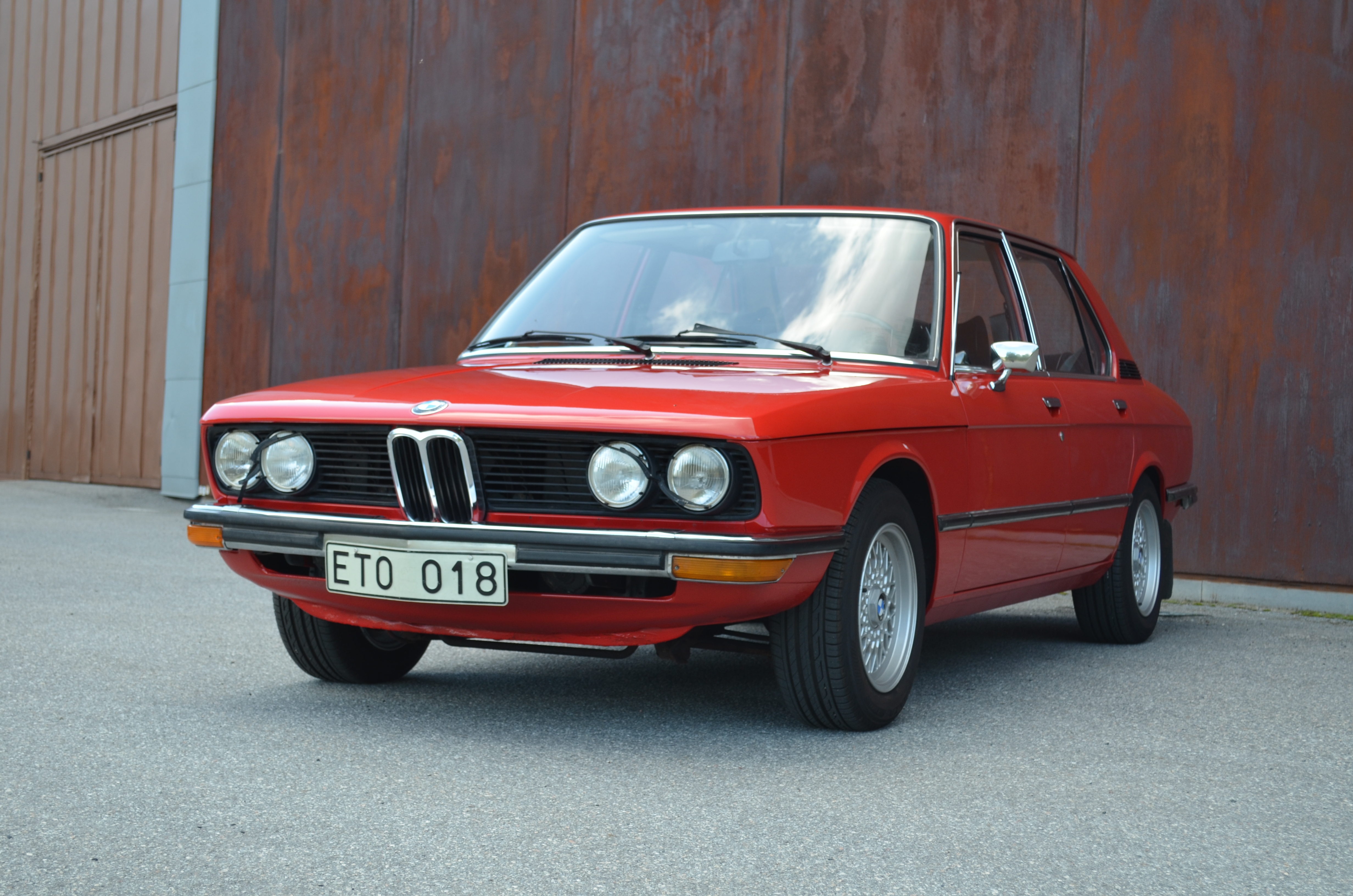 BMW 520 Automat 115hk 1973, bild 2/40