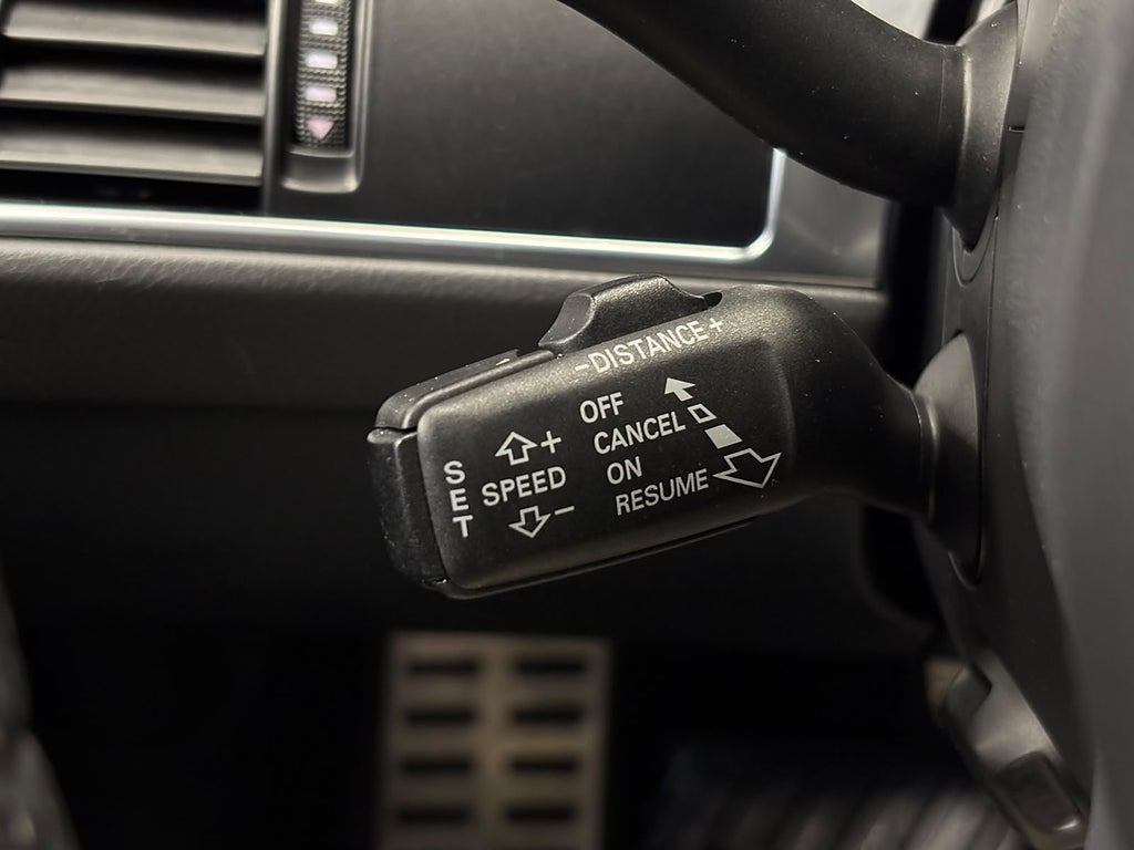 AUDI RS6 AVANT 5.0 V10 BITURBO QUATTRO 579ch - SONORISATION BOSE - FREINS CARBONE - CLIMATISATION - CAMÉRA DE RECUL