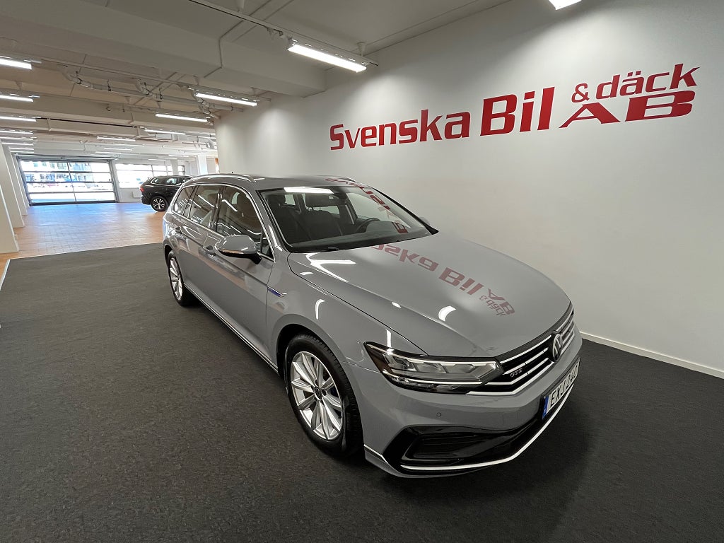 Volkswagen Passat 2023 - miniatyr 5