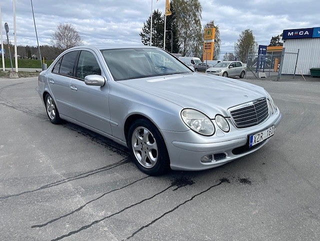 Mercedes-Benz E 200 Kompressor 5G-Tronic Classic, Sport Euro 4