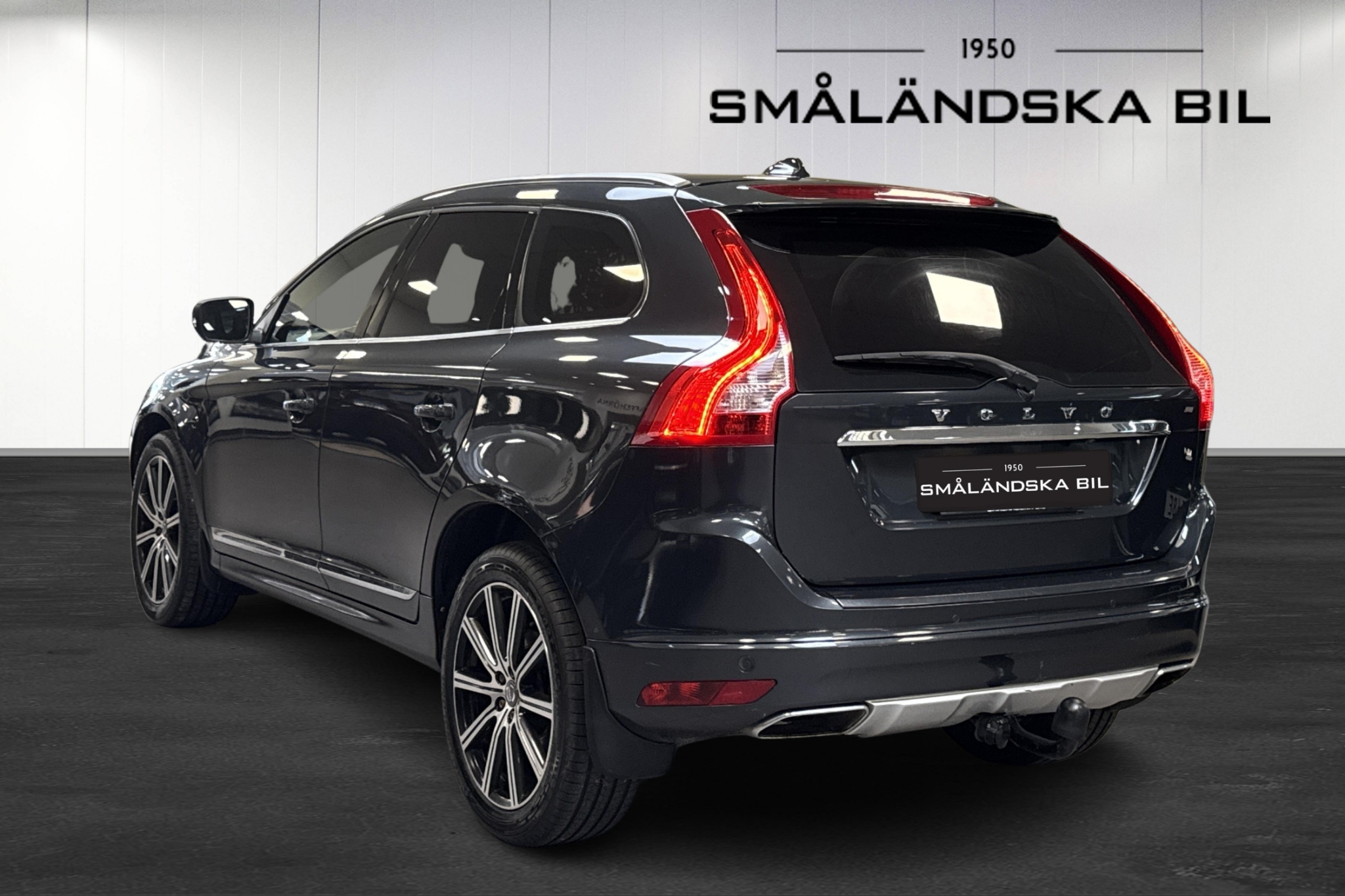 Volvo XC60 2015, photo 4/39
