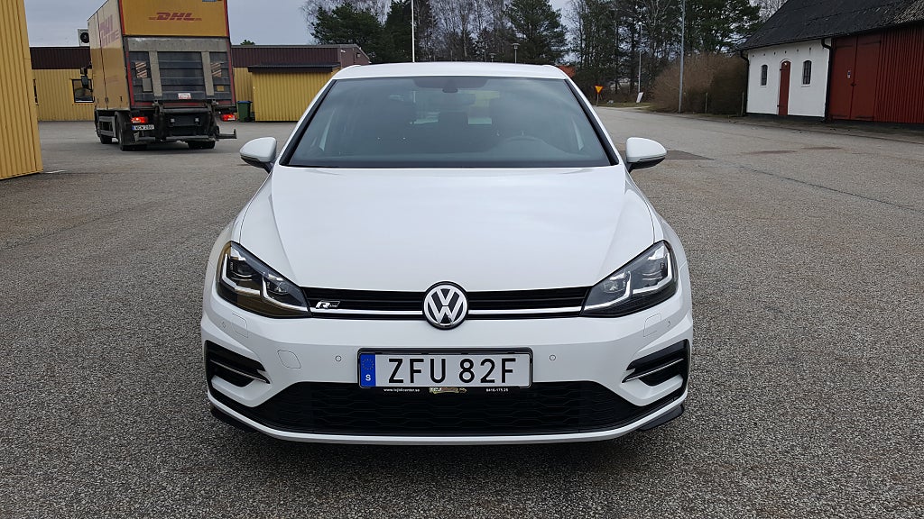 Volkswagen Golf 2020 - miniatyr 12