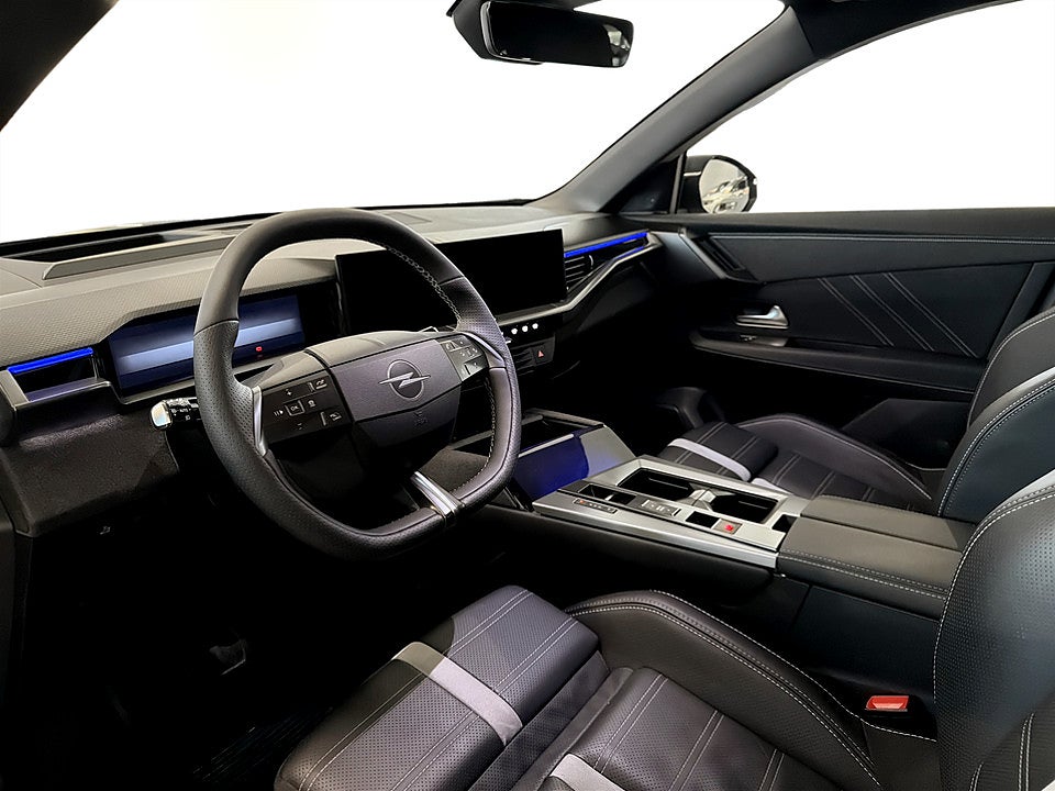 Bild på Opel Grandland Ultimate Hybrid 145hk Aut B-KAMERA PANO SKINN