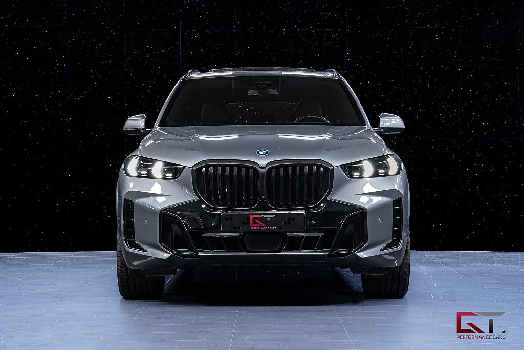BMW X5 xDrive50e M-Sport Pro MOMS B&W Pano DAP 22" Drag DAP