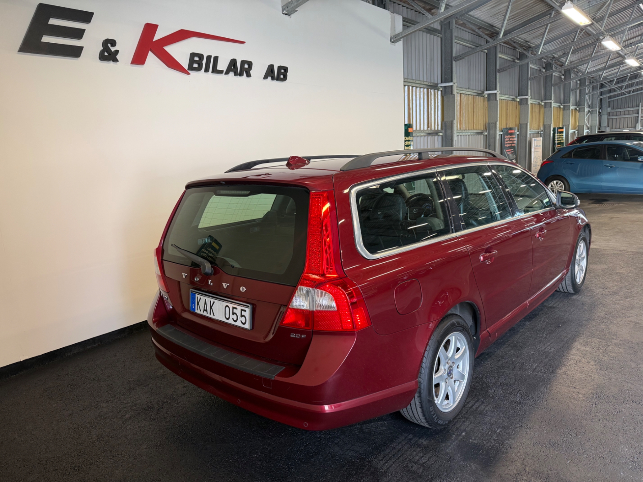 Volvo V70 2.0F Momentum Euro 4 2010, bild 3/43