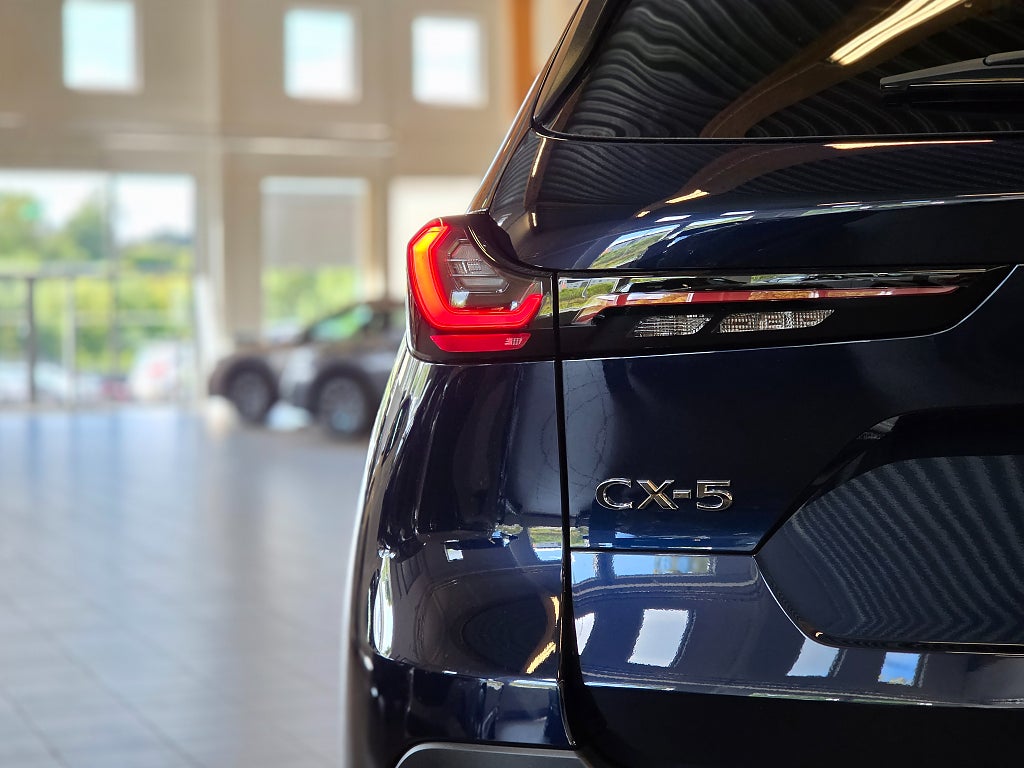 Mazda CX-5 2.5 e-skyactiv-G / Exclusive-Line / Panorama / BOSE /