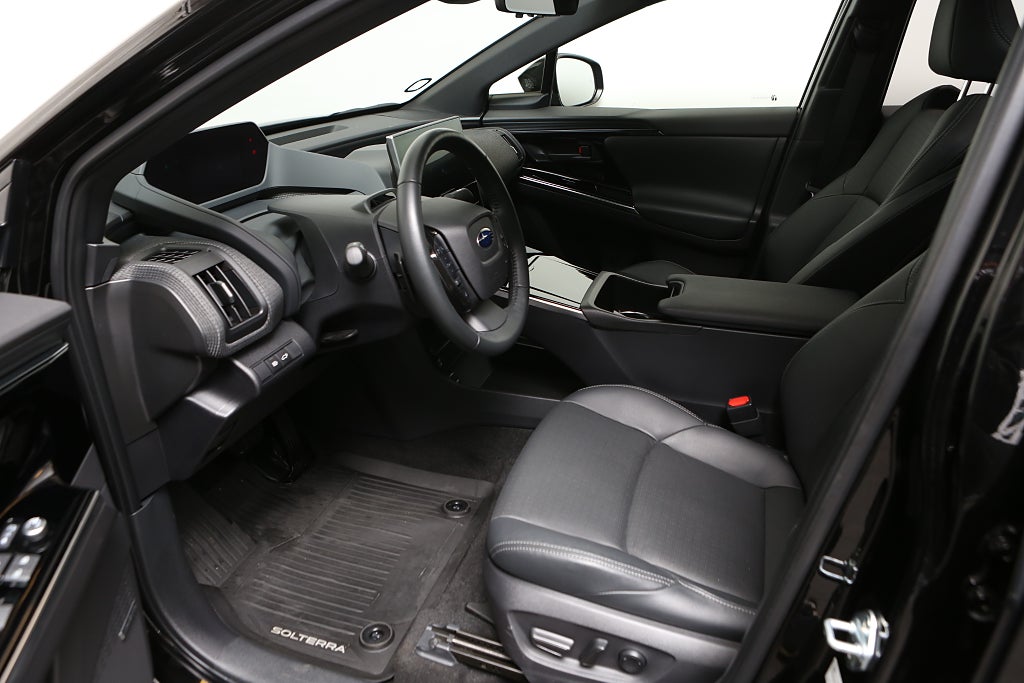 Subaru Solterra 72.6 kWh AWD Touring+ Electric 2023